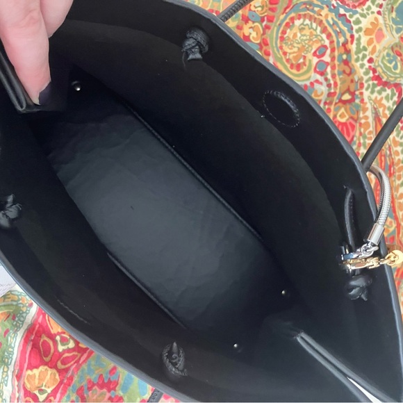 Medea Dieci Busted Tote BNWT - Picture 3 of 5